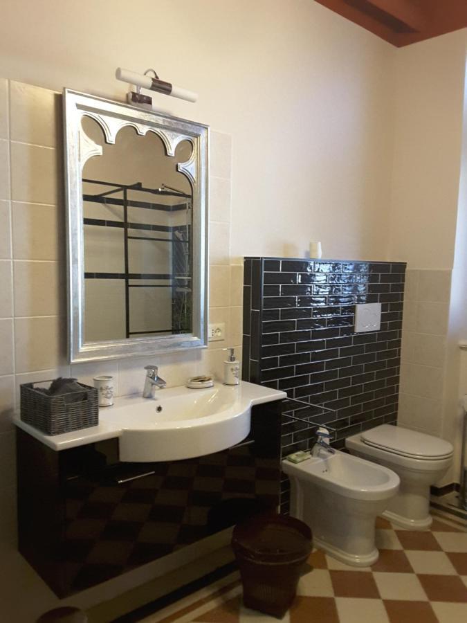 Appartement La Casa Di Gatsby Lusso In Pieno Centro Con Parcheggio à Gorizia Extérieur photo
