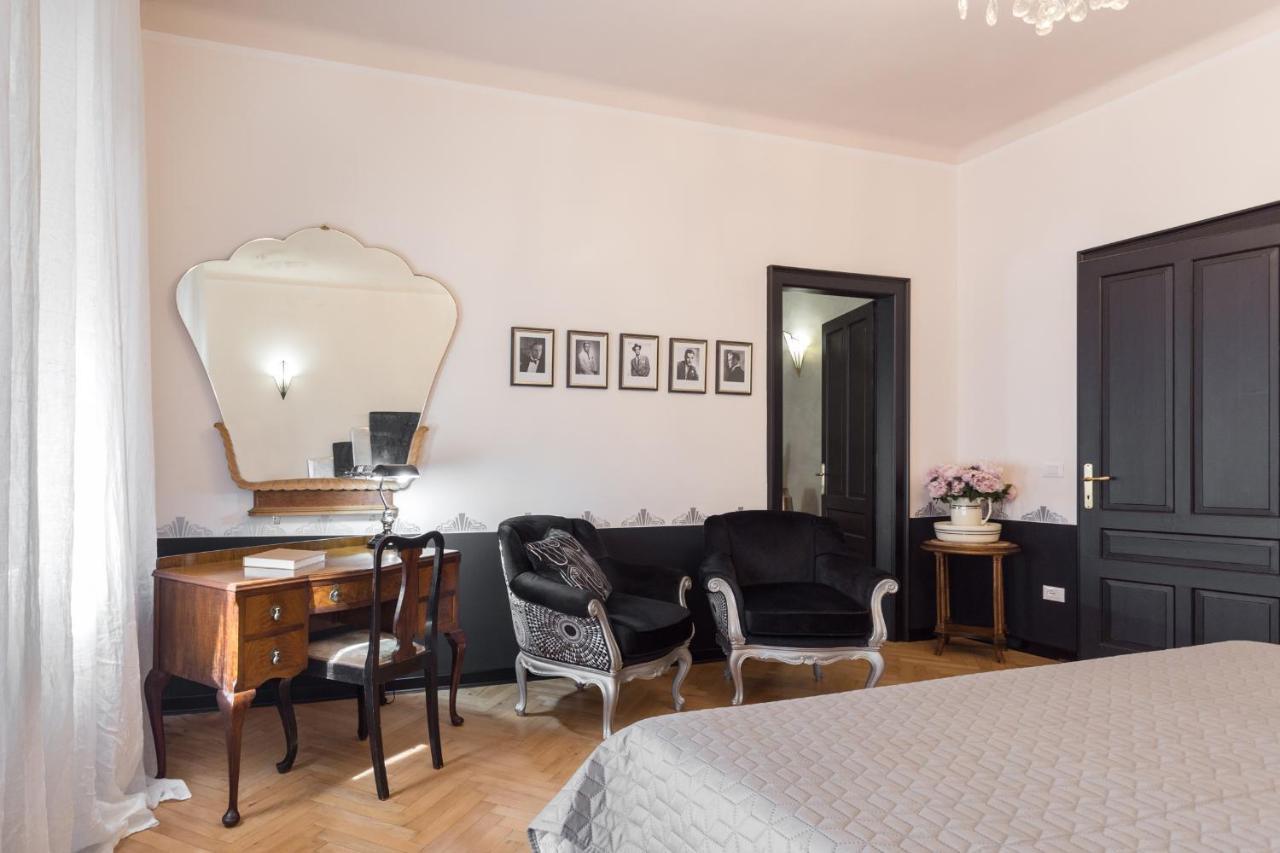 Appartement La Casa Di Gatsby Lusso In Pieno Centro Con Parcheggio à Gorizia Extérieur photo